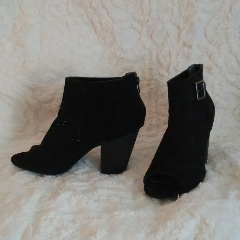 Carlos Santana booties